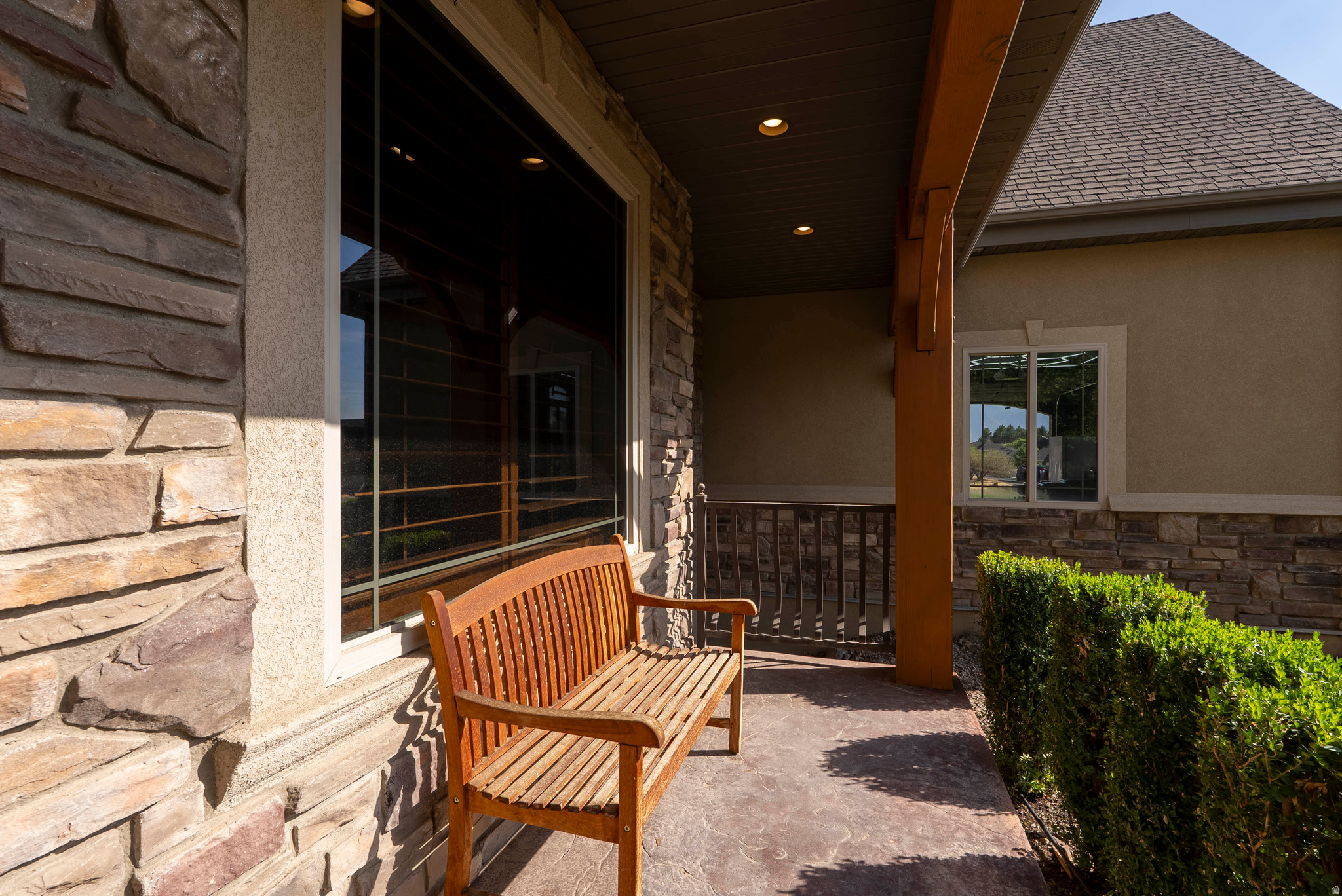 CHERRY CREEK - Residential