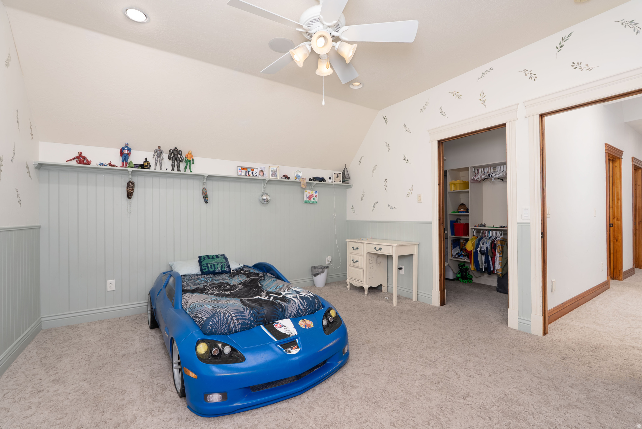 CHERRY CREEK - Residential