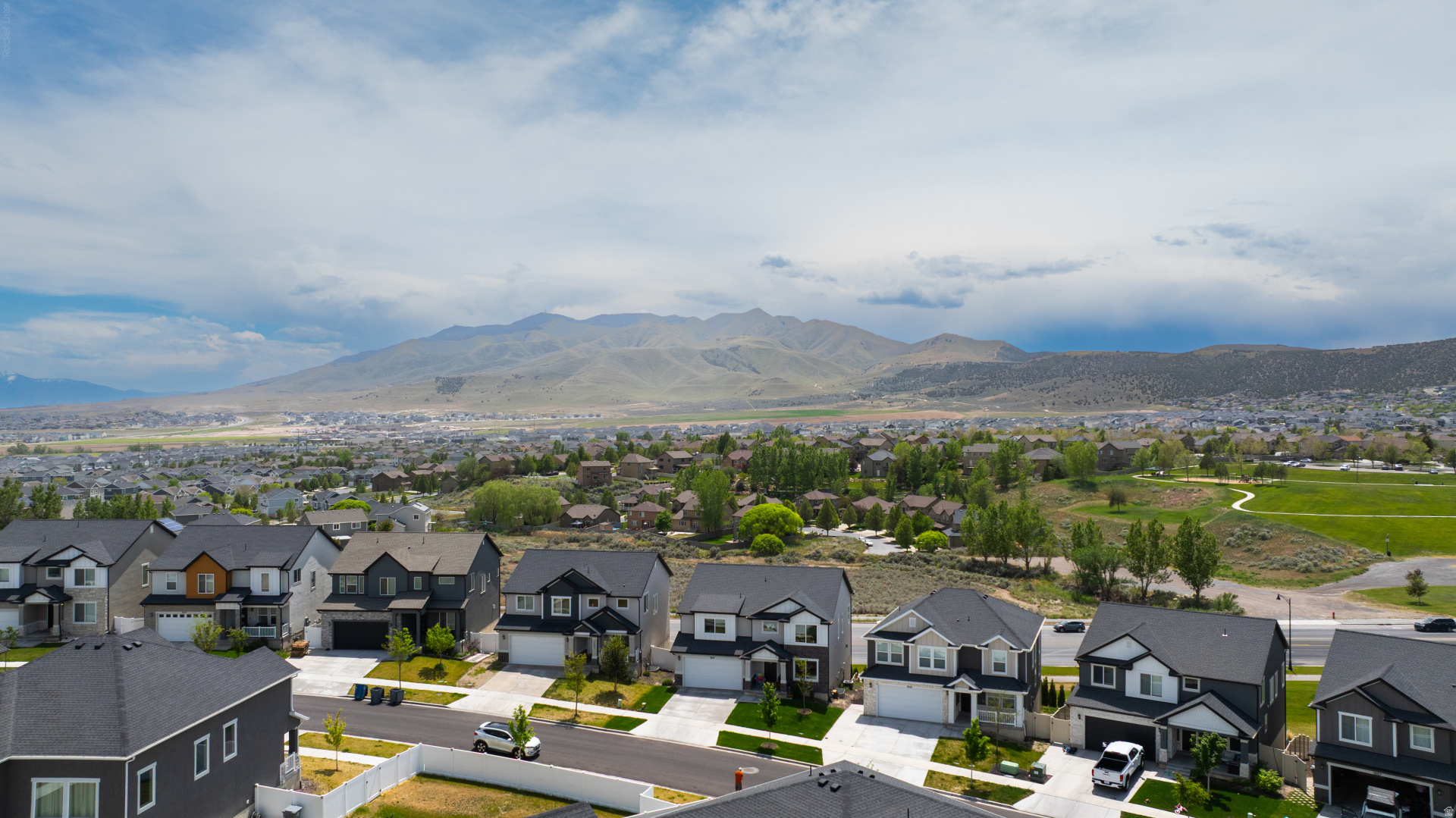 QUAILHILL - Residential