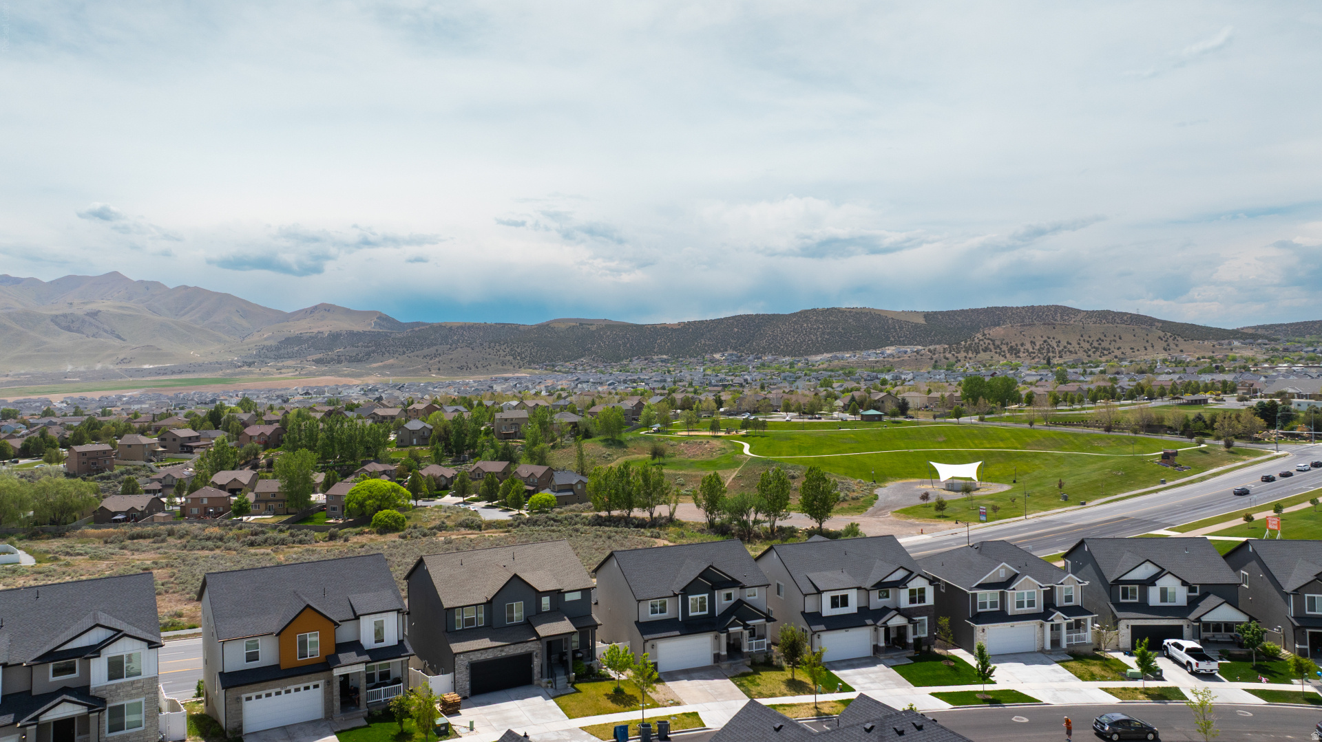 QUAILHILL - Residential