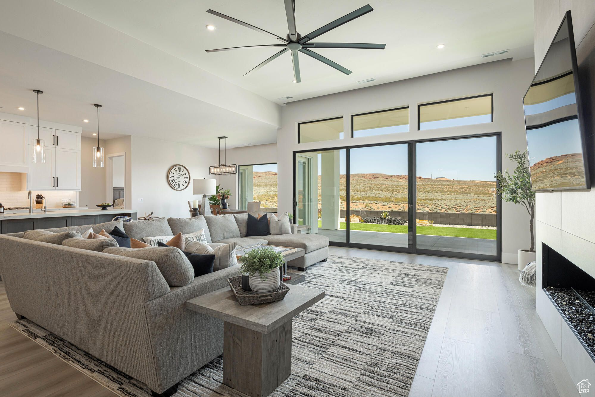 CHELSEY - Residential