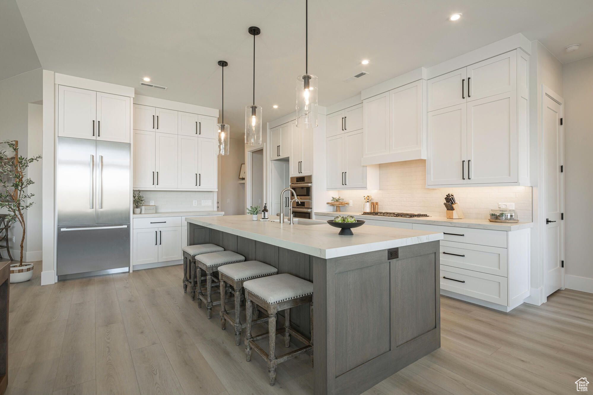CHELSEY - Residential