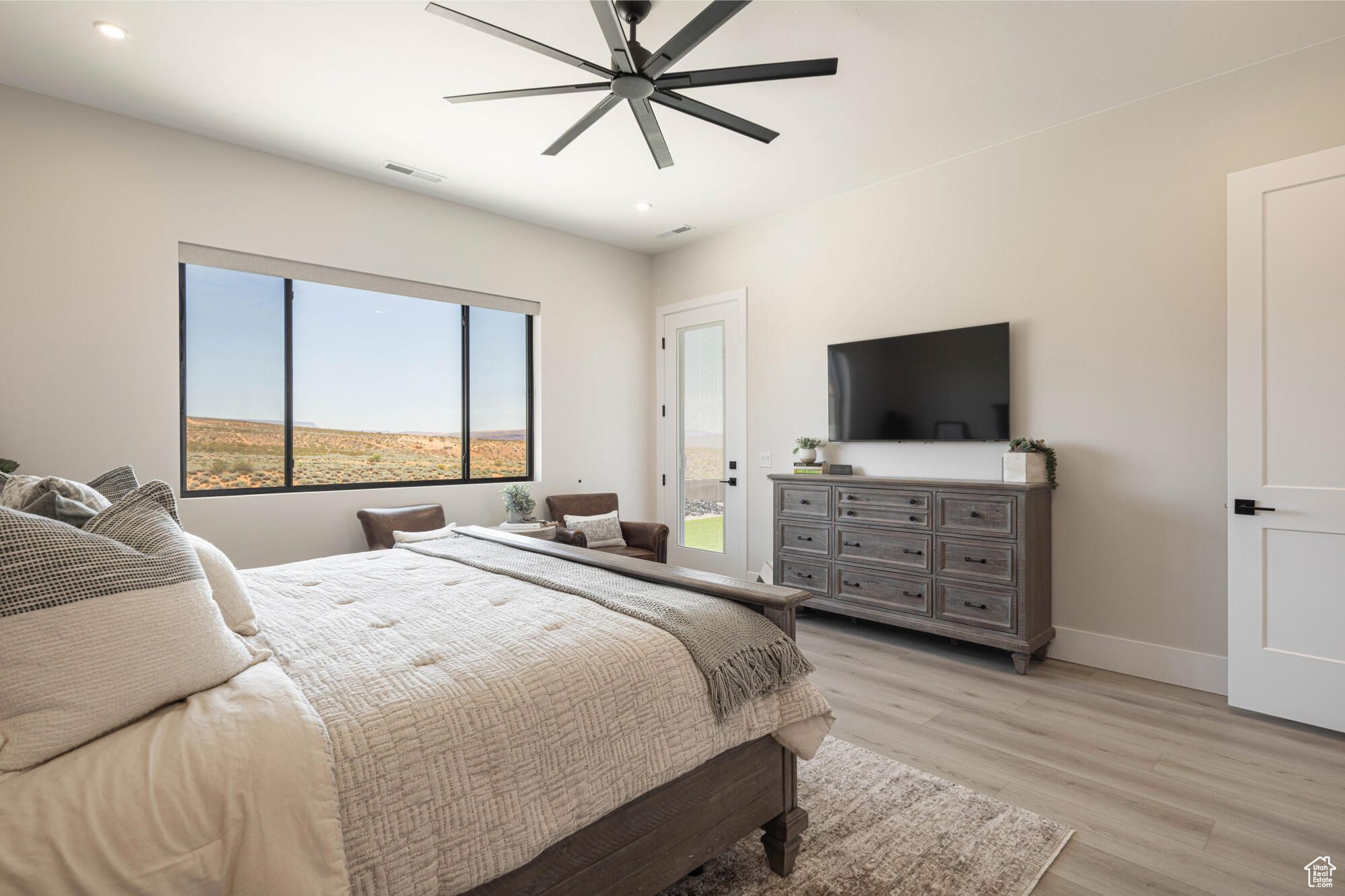 CHELSEY - Residential