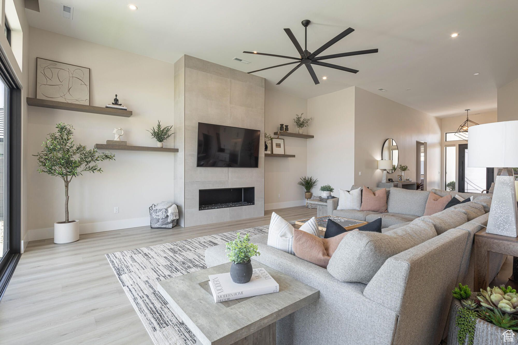 CHELSEY - Residential