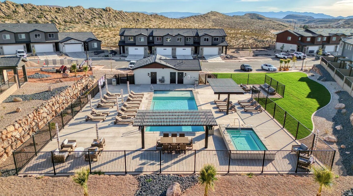 RISE AT CORAL CANYON - Residential