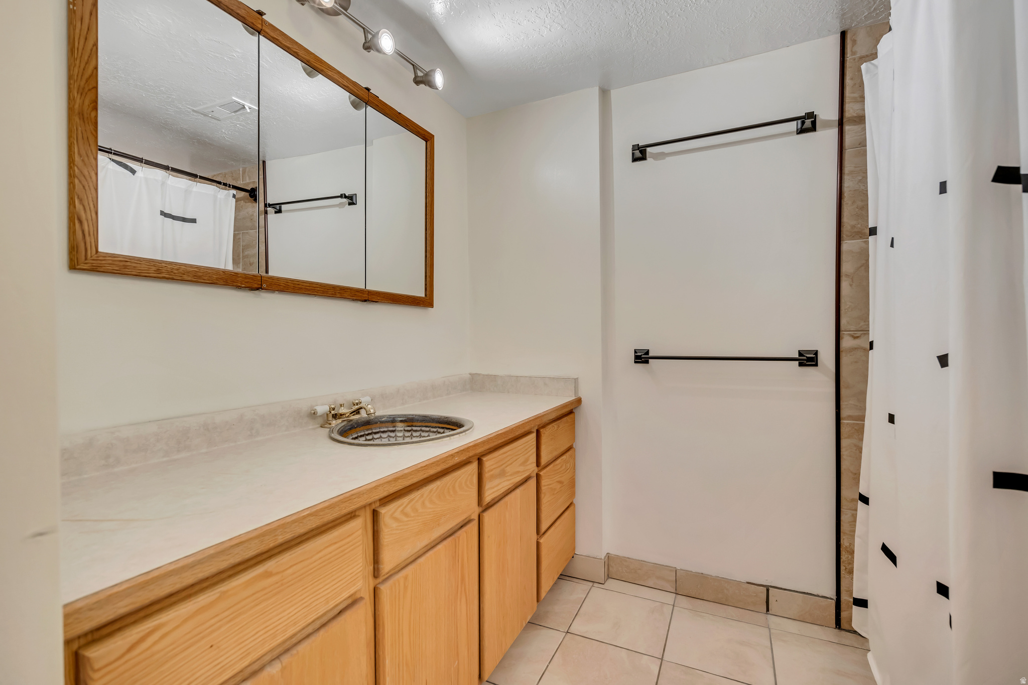 SD SUBDIVISION - Residential