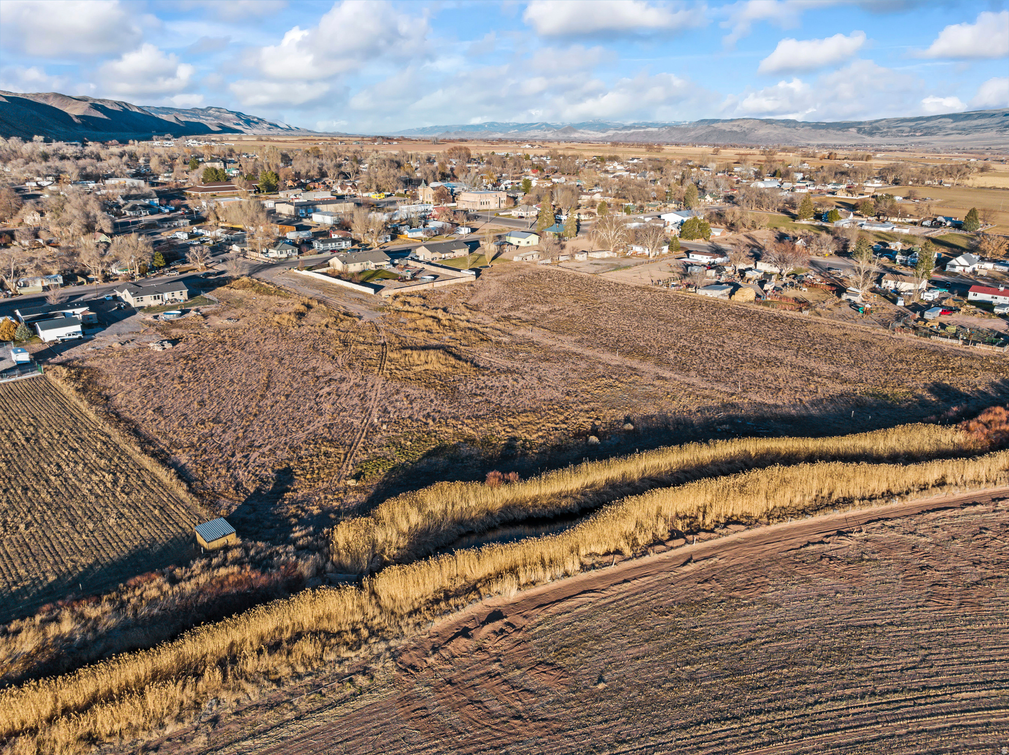 SHADY MEADOWS SUBDIVISION - Land