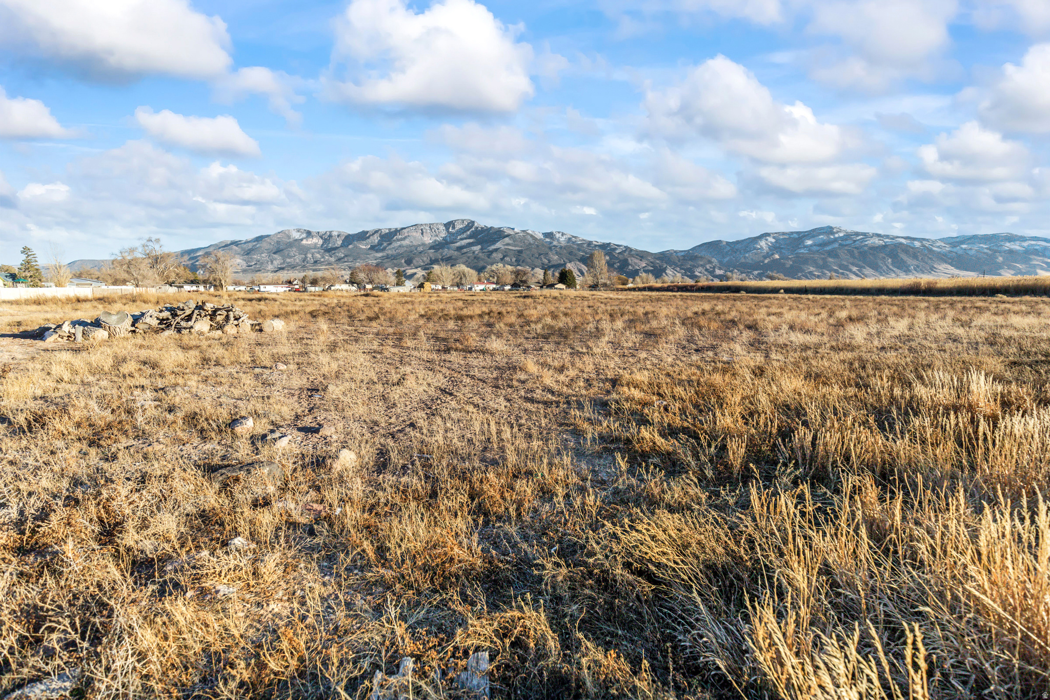 SHADY MEADOWS SUBDIVISION - Land