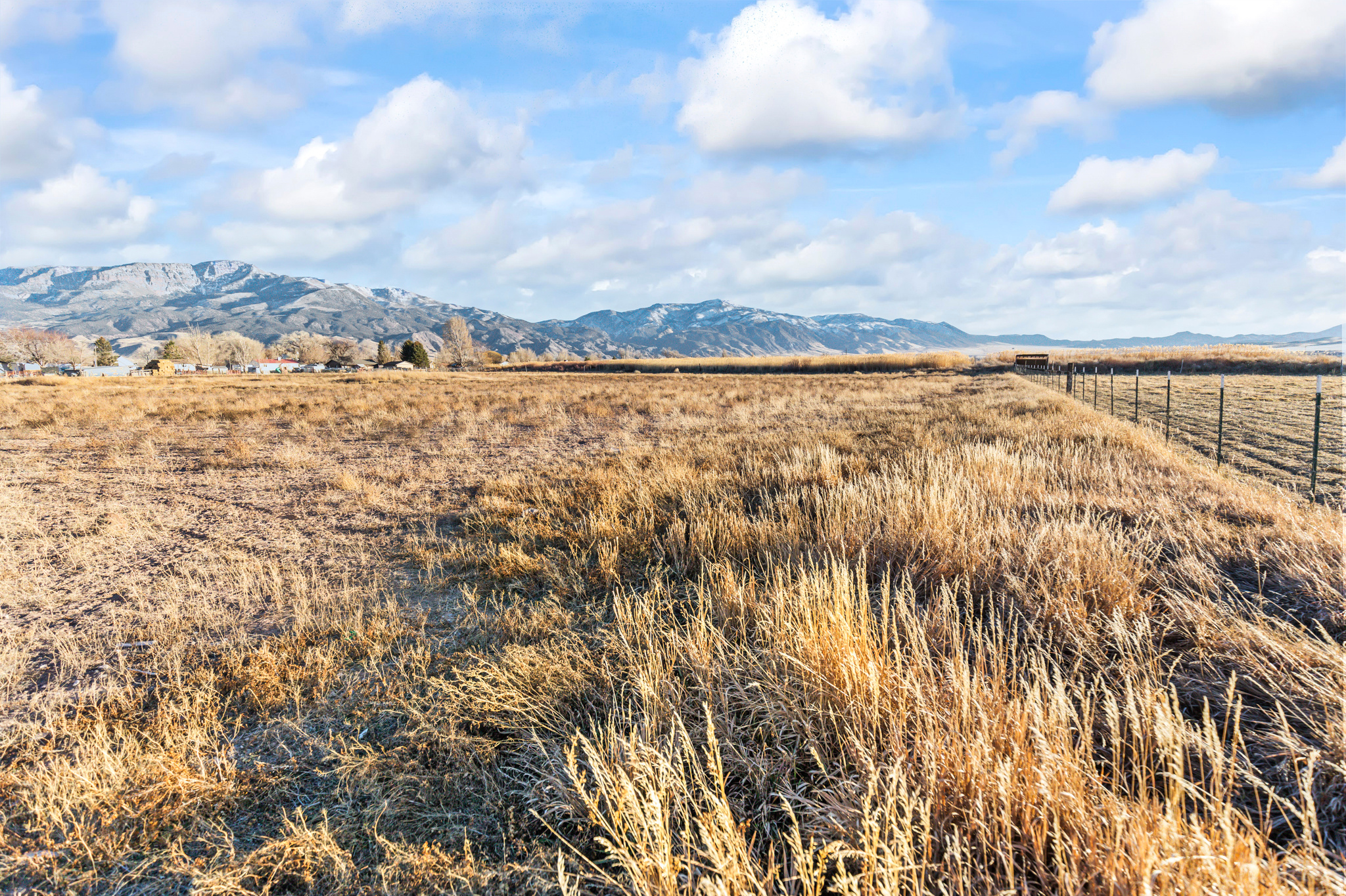 SHADY MEADOWS SUBDIVISION - Land