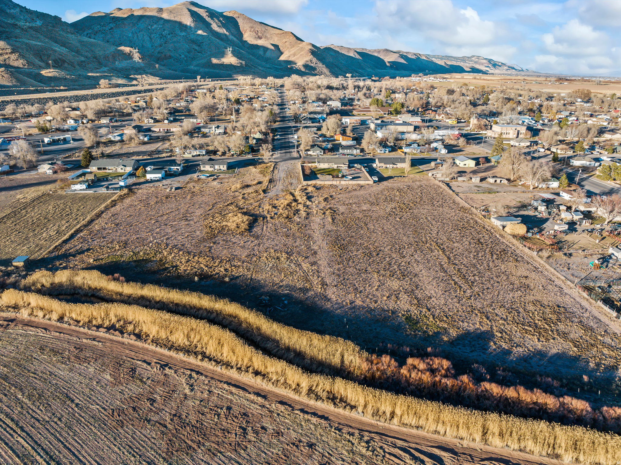 SHADY MEADOWS SUBDIVISION - Land