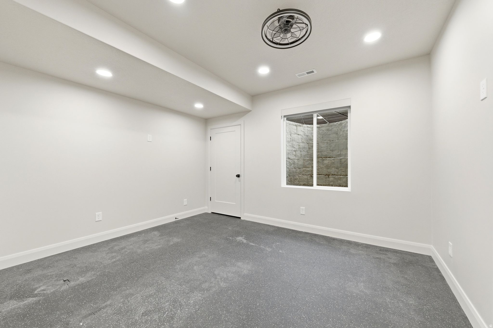 RIDGEVIEW EST 308 - Residential