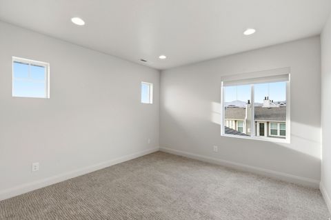 Tiny photo for 5061 W EVERGREEN LN, Highland, UT 84003 (MLS # 2132672)