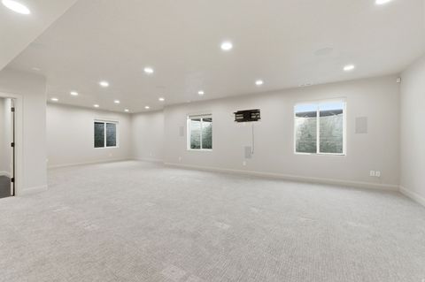 Tiny photo for 5061 W EVERGREEN LN, Highland, UT 84003 (MLS # 2132672)