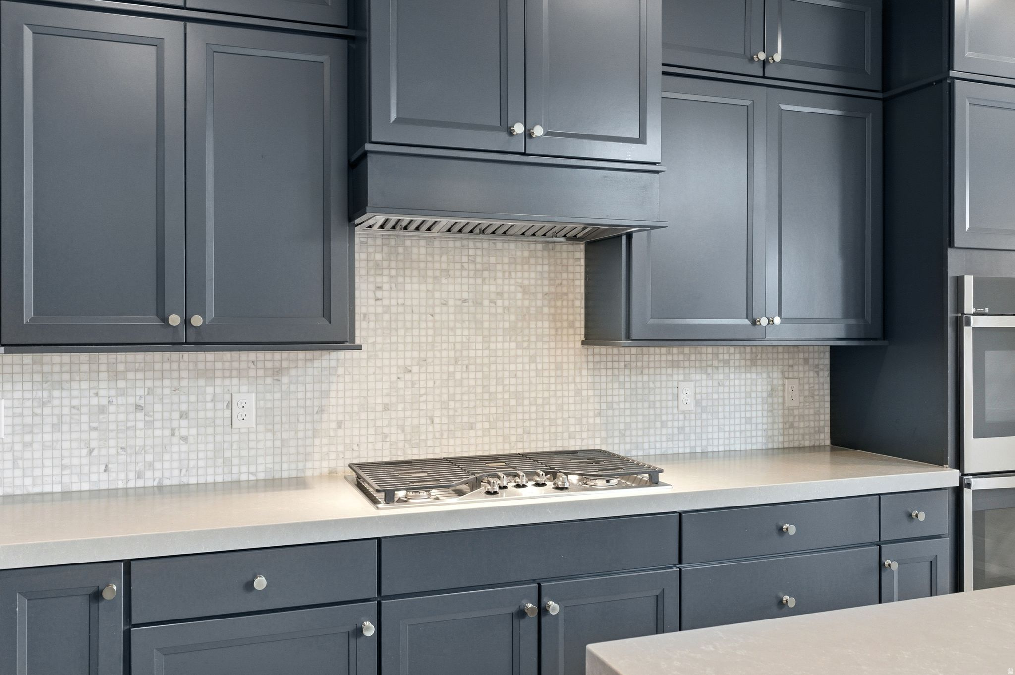 RIDGEVIEW EST 308 - Residential