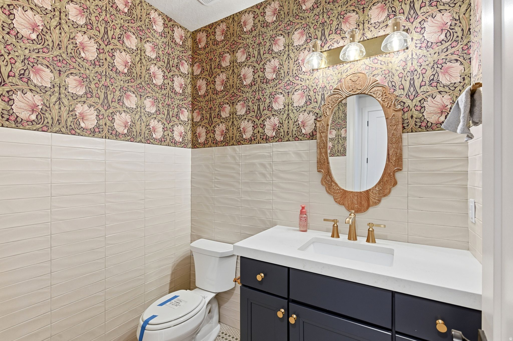 RIDGEVIEW EST 308 - Residential