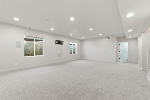 Tiny photo for 5061 W EVERGREEN LN, Highland, UT 84003 (MLS # 2132672)