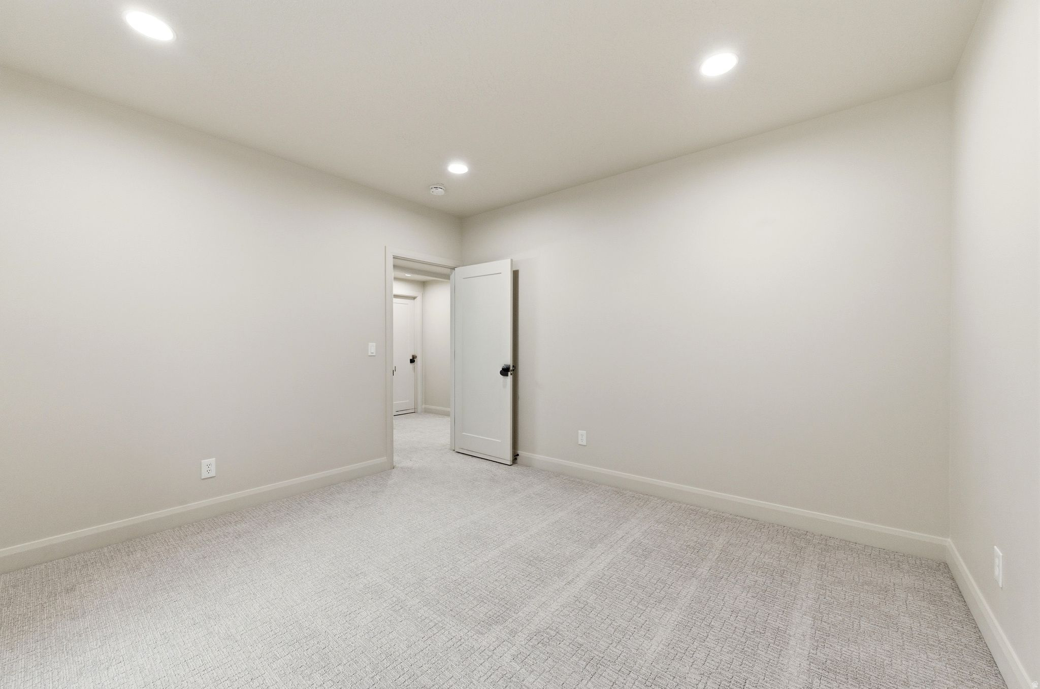 RIDGEVIEW EST 308 - Residential