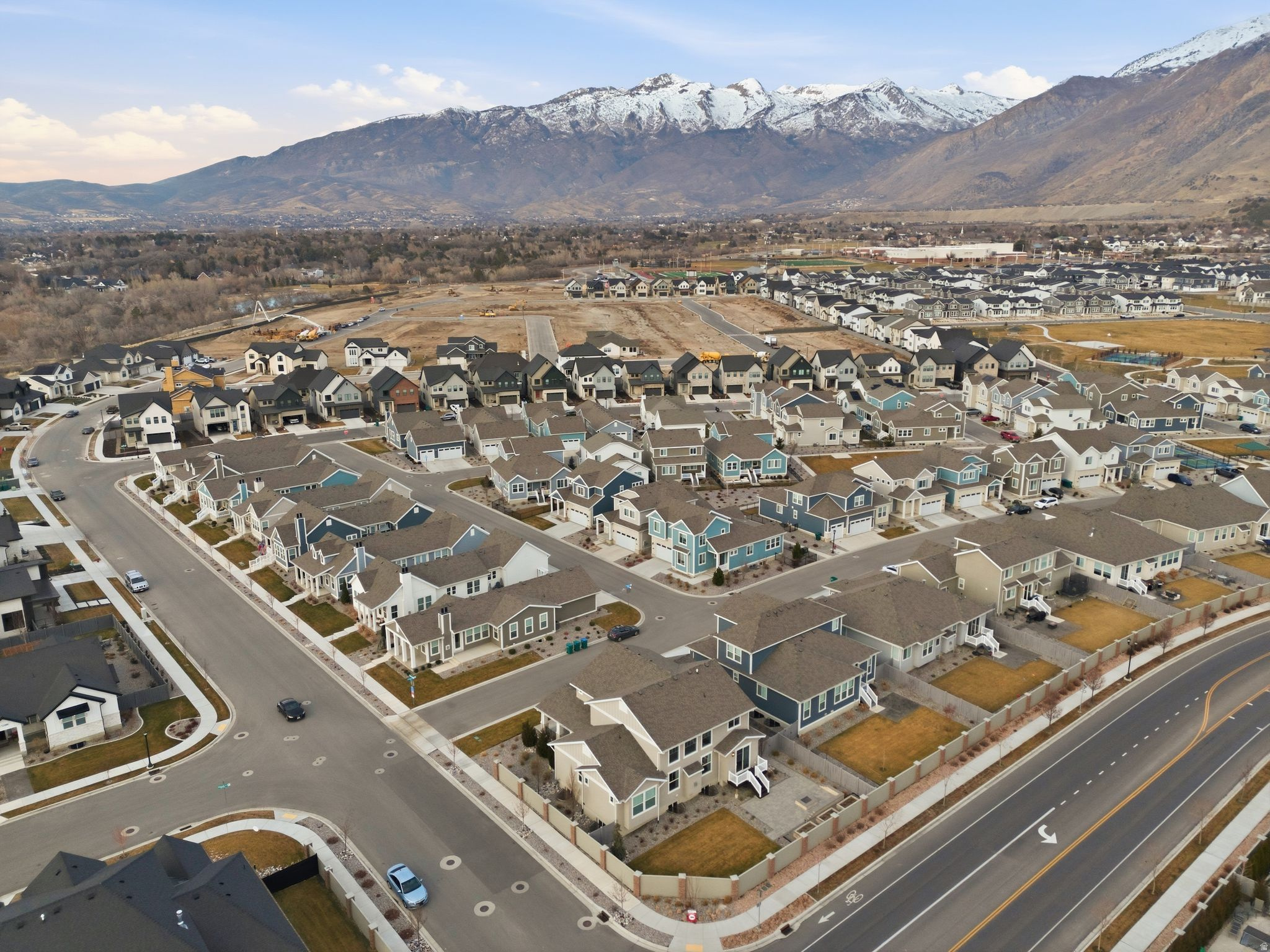 RIDGEVIEW EST 308 - Residential