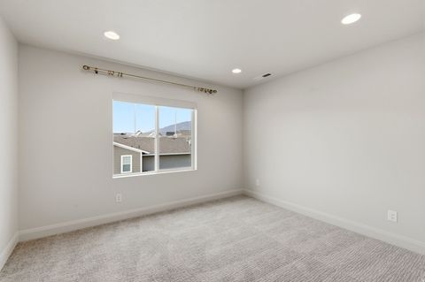 Tiny photo for 5061 W EVERGREEN LN, Highland, UT 84003 (MLS # 2132672)
