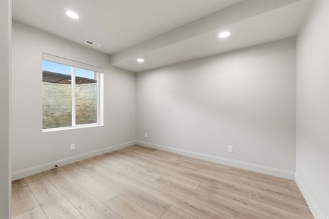 Tiny photo for 5061 W EVERGREEN LN, Highland, UT 84003 (MLS # 2132672)