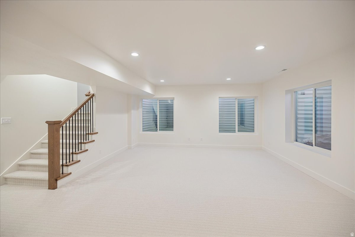 DAYBREAK - Residential