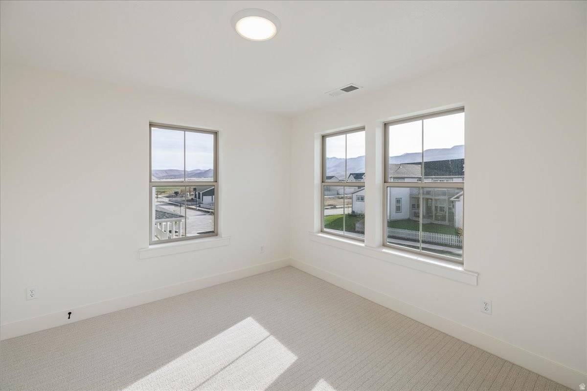 DAYBREAK - Residential