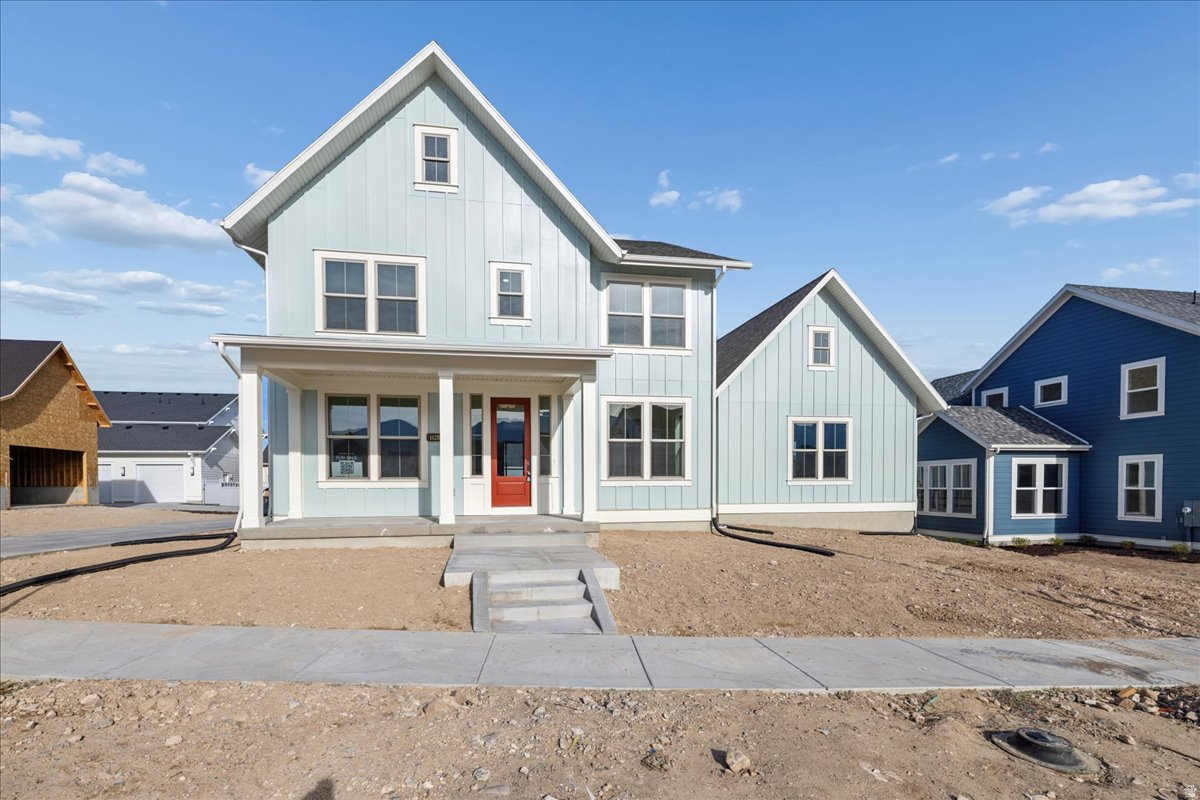 DAYBREAK - Residential