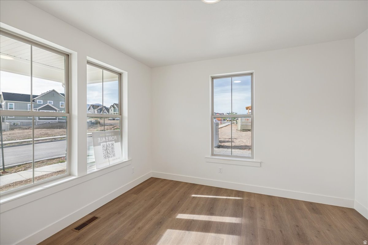 DAYBREAK - Residential