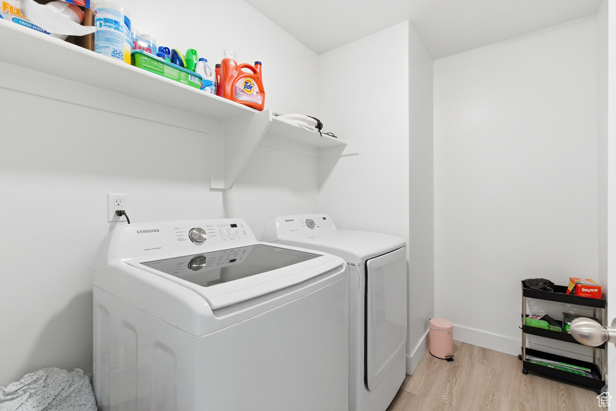 ANELA TOWNHOMES - Residential