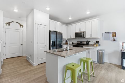 Tiny photo for 902 N 1120 E, Spanish Fork, UT 84660 (MLS # 2119592)