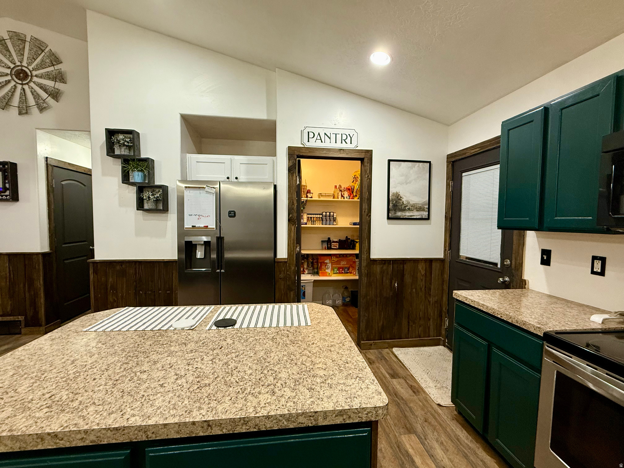 SUNBURST TERRACE - Residential