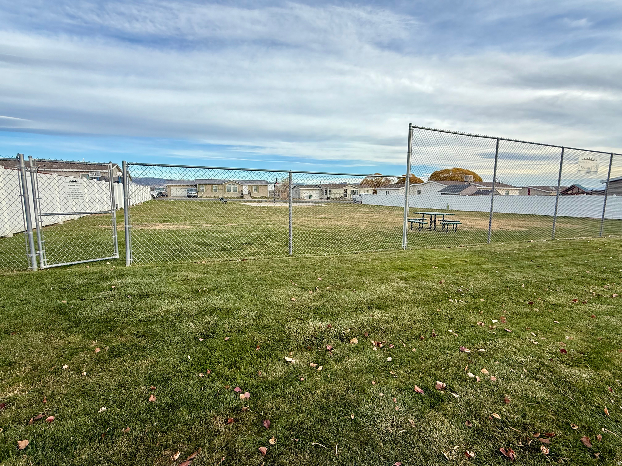 SUNBURST TERRACE - Residential