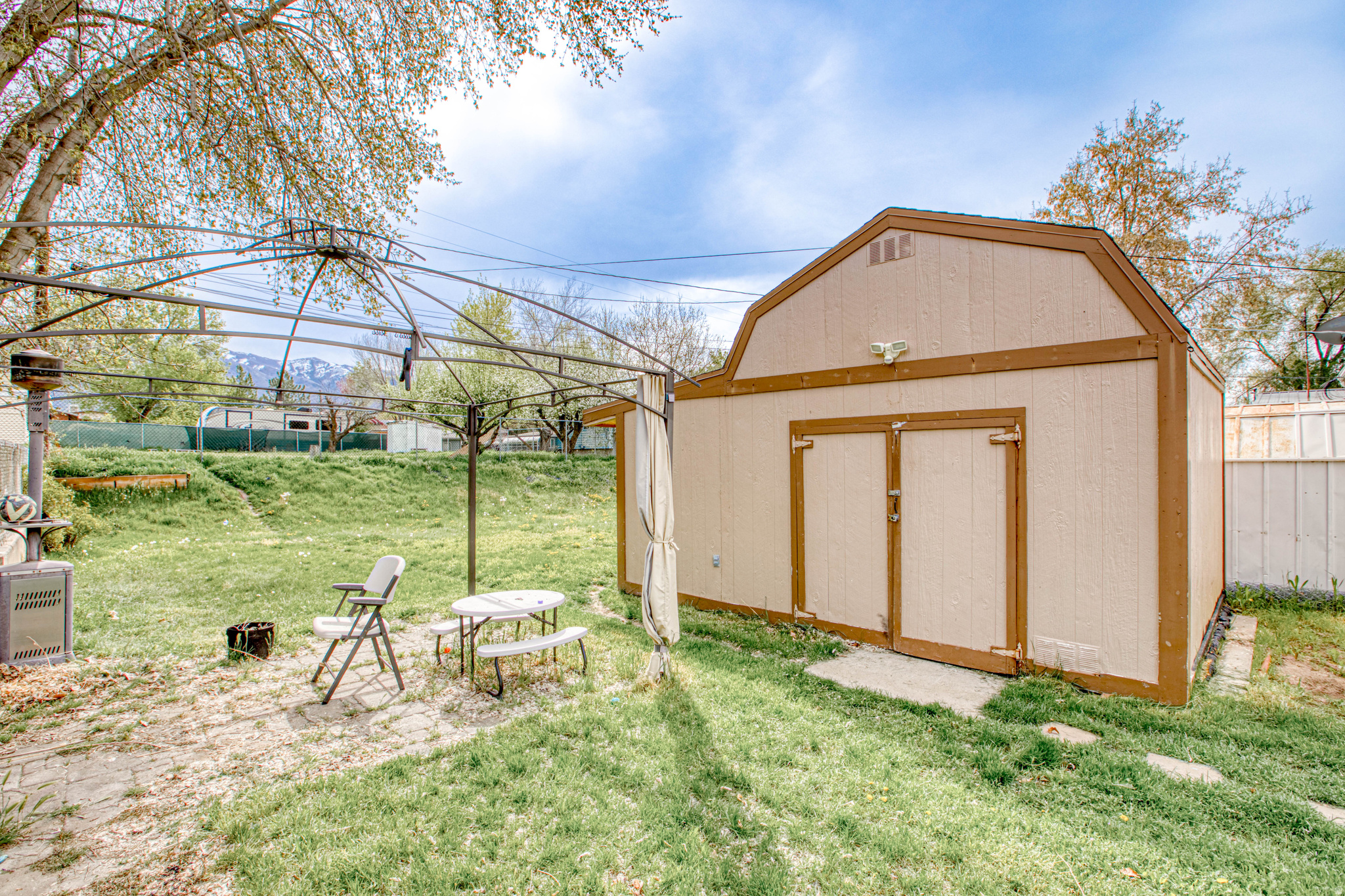 GOLDEN ACRES NO 3 - Residential