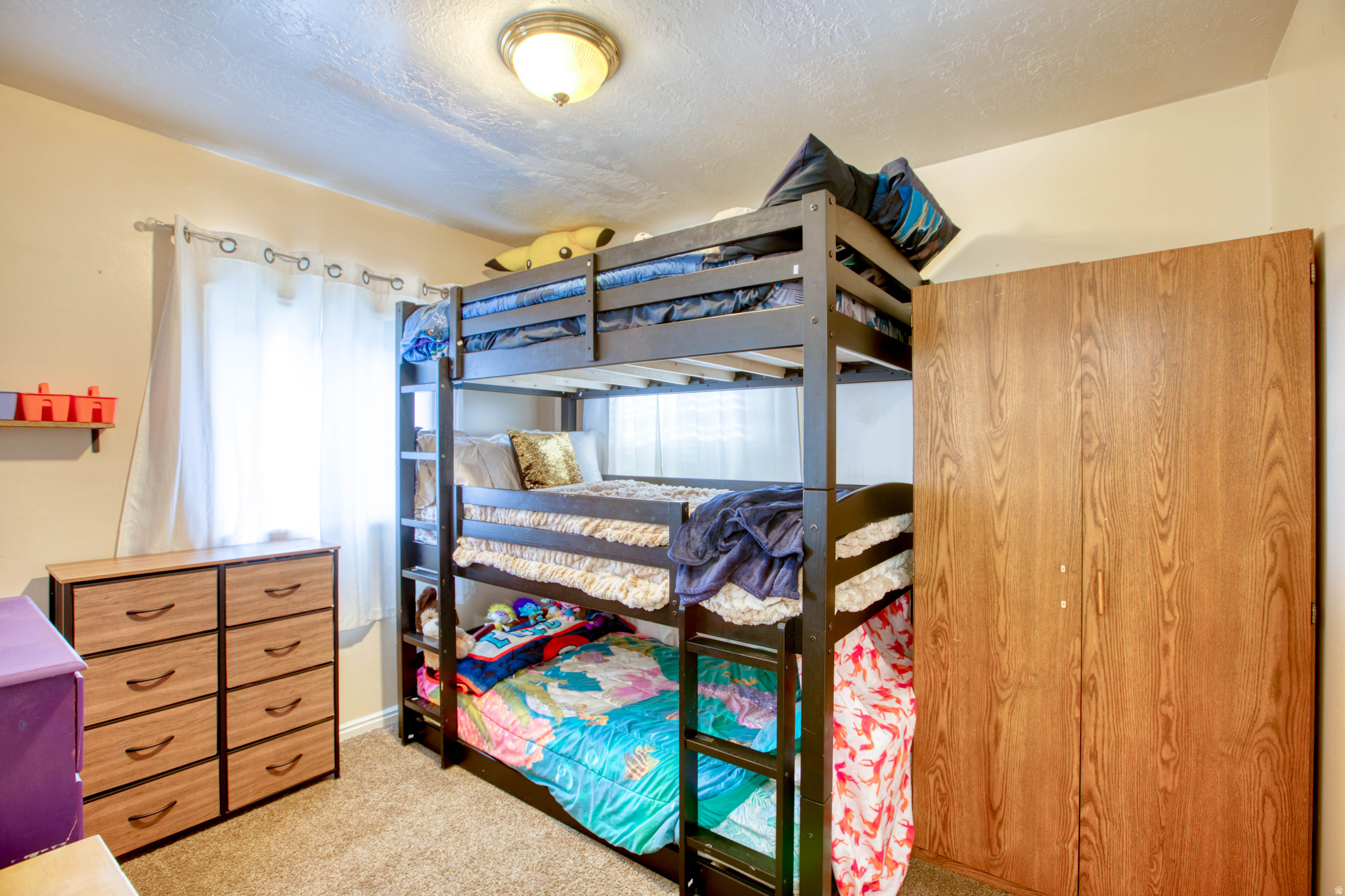 GOLDEN ACRES NO 3 - Residential