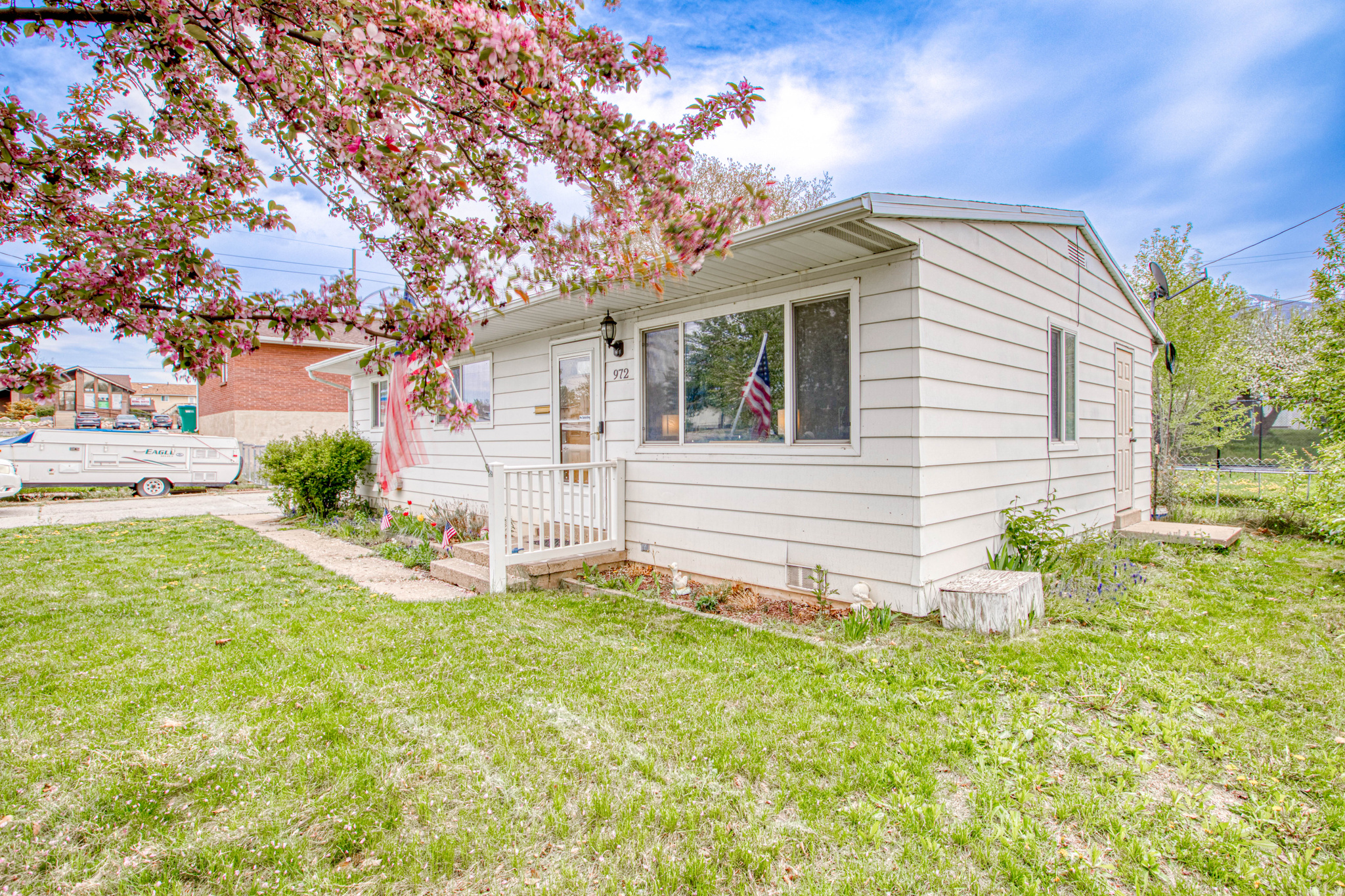 GOLDEN ACRES NO 3 - Residential