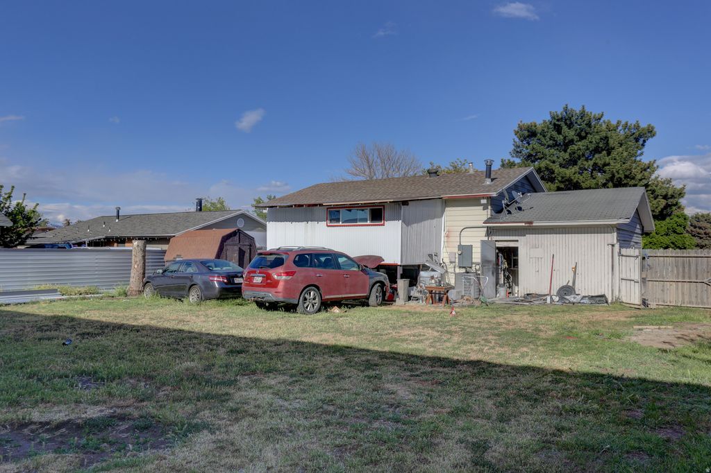 Photo of 5074 S 3760 W, Taylorsville, UT 84129 (MLS # 2153925)