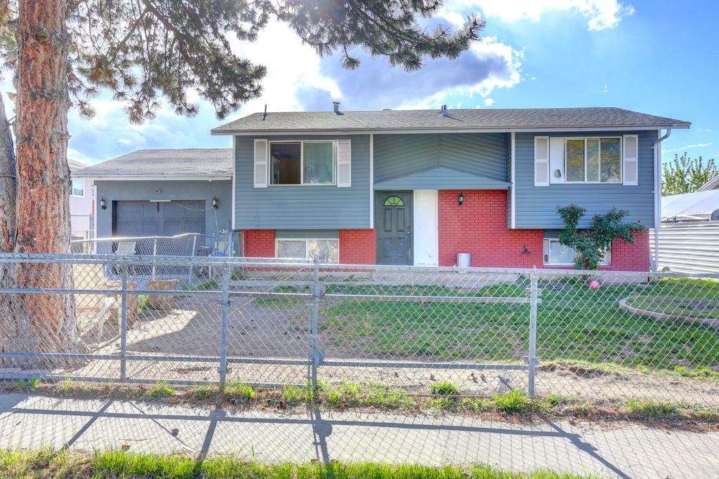 Photo of 5074 S 3760 W, Taylorsville, UT 84129 (MLS # 2153925)