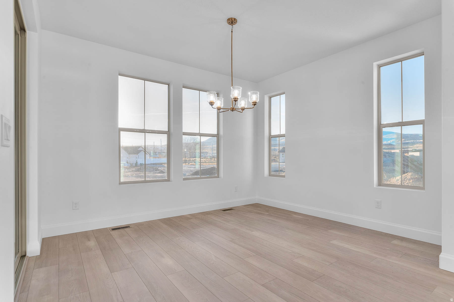 HOLBROOK PLACE ESTATES 1116 - Residential