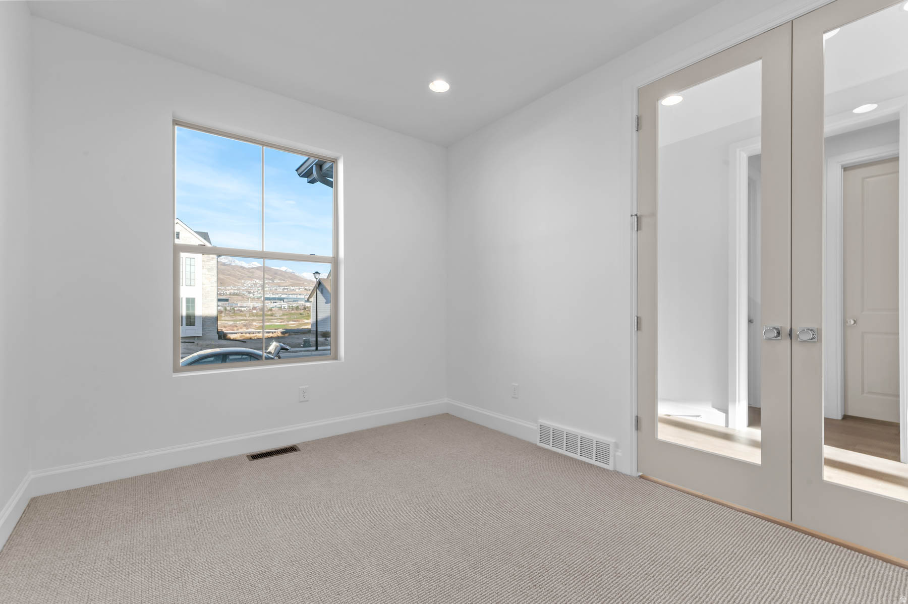 HOLBROOK PLACE ESTATES 1116 - Residential