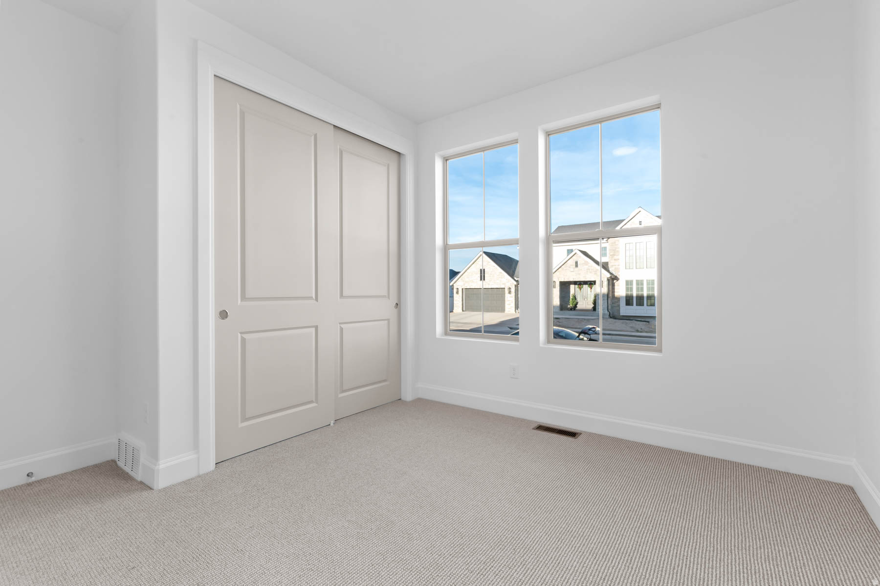 HOLBROOK PLACE ESTATES 1116 - Residential