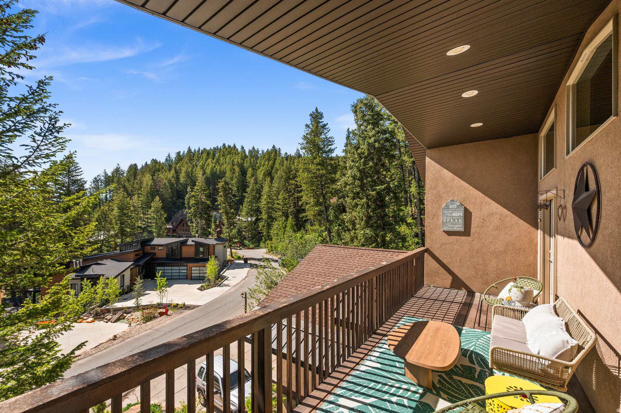 SUMMIT PARK - Residential