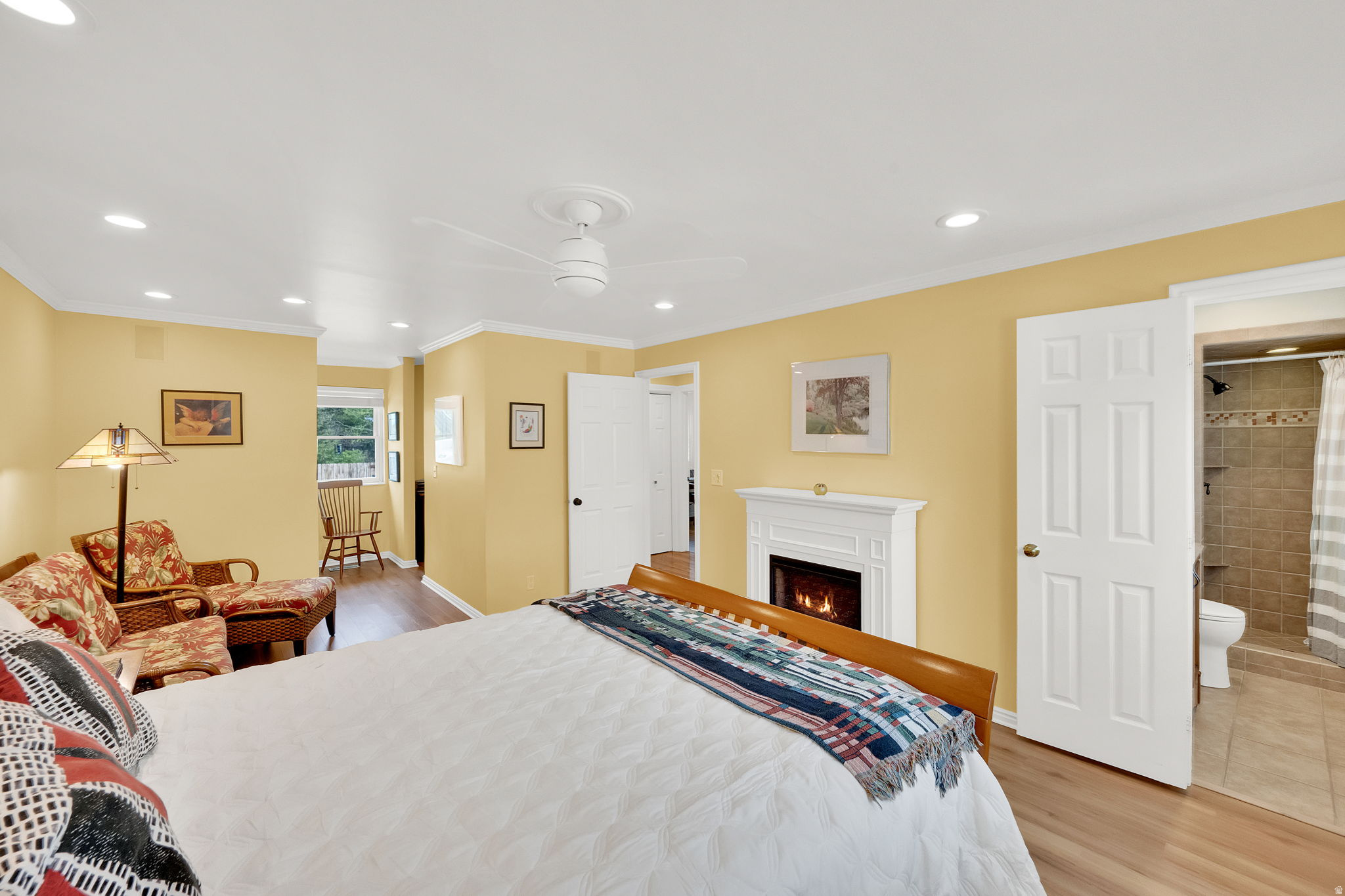 DIMPLE DELL - Residential