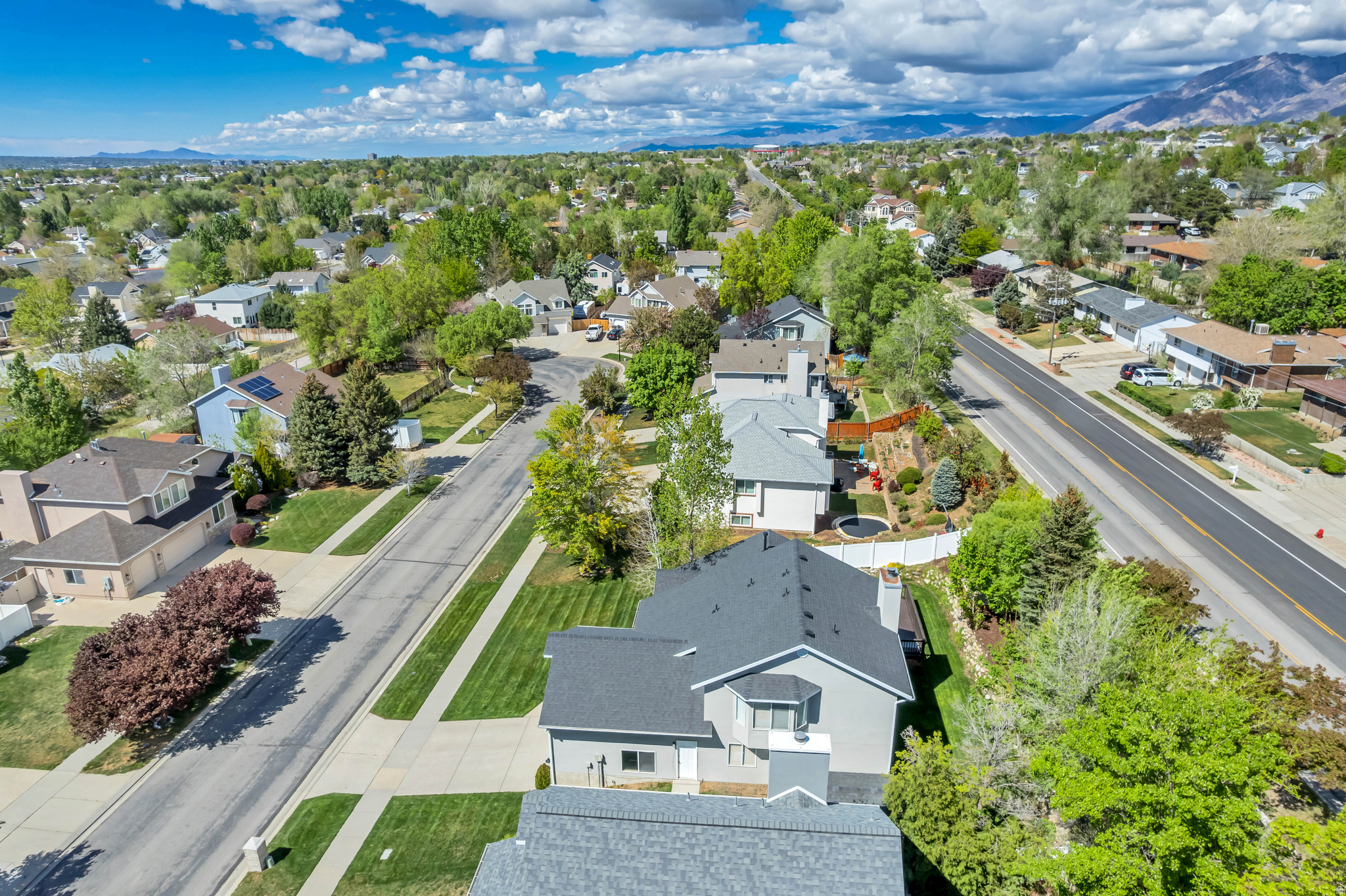 VICTORS POND - Residential