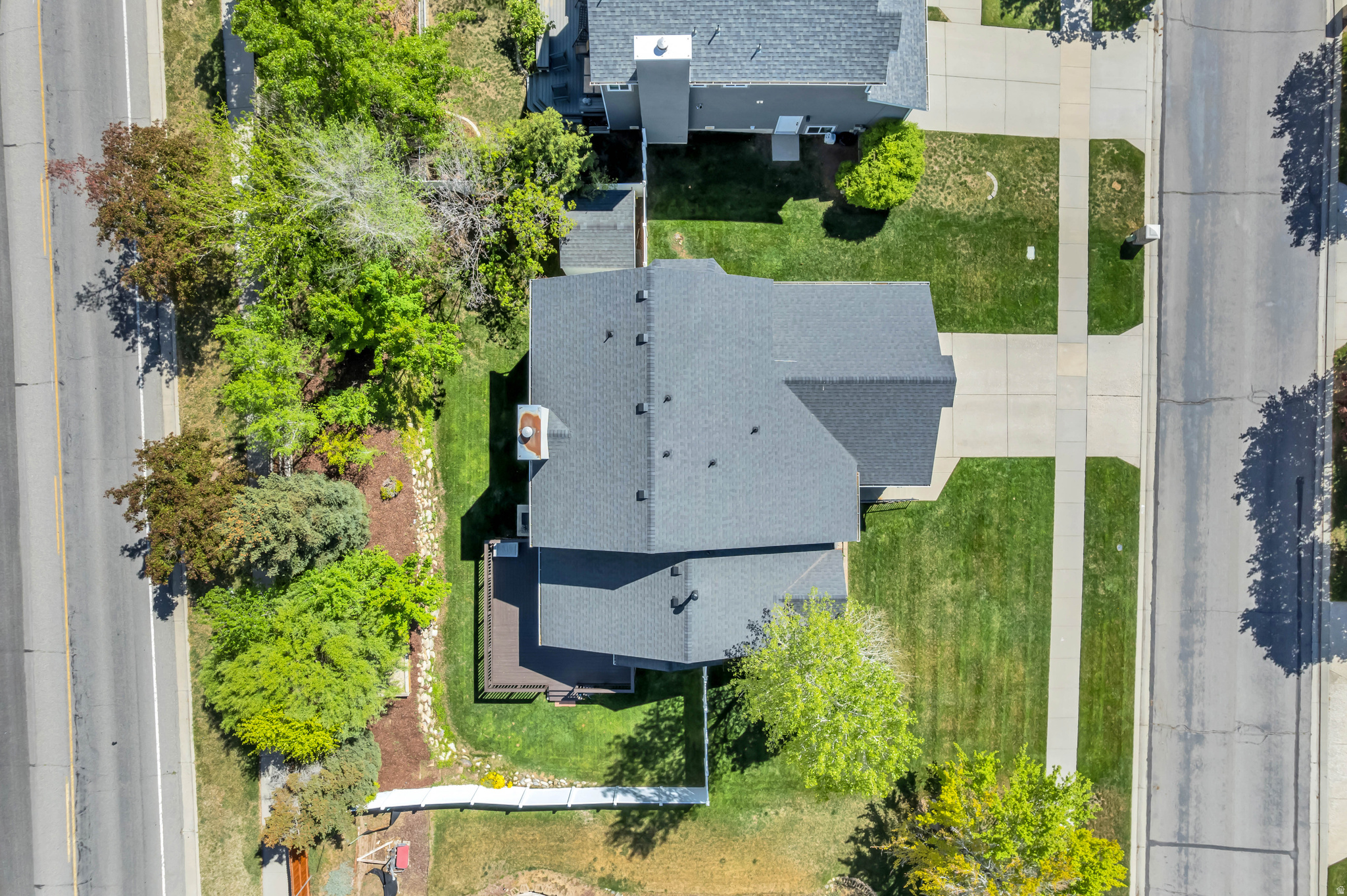 VICTORS POND - Residential