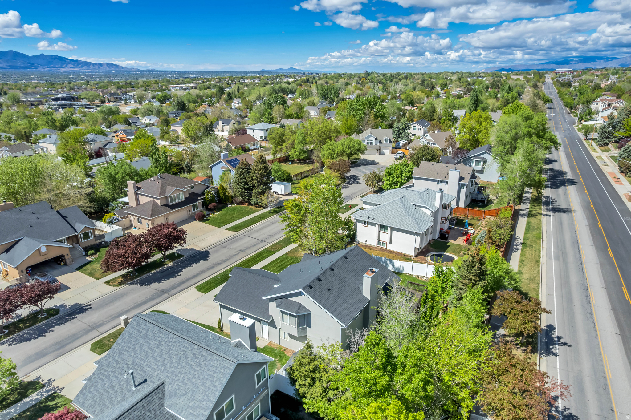 VICTORS POND - Residential