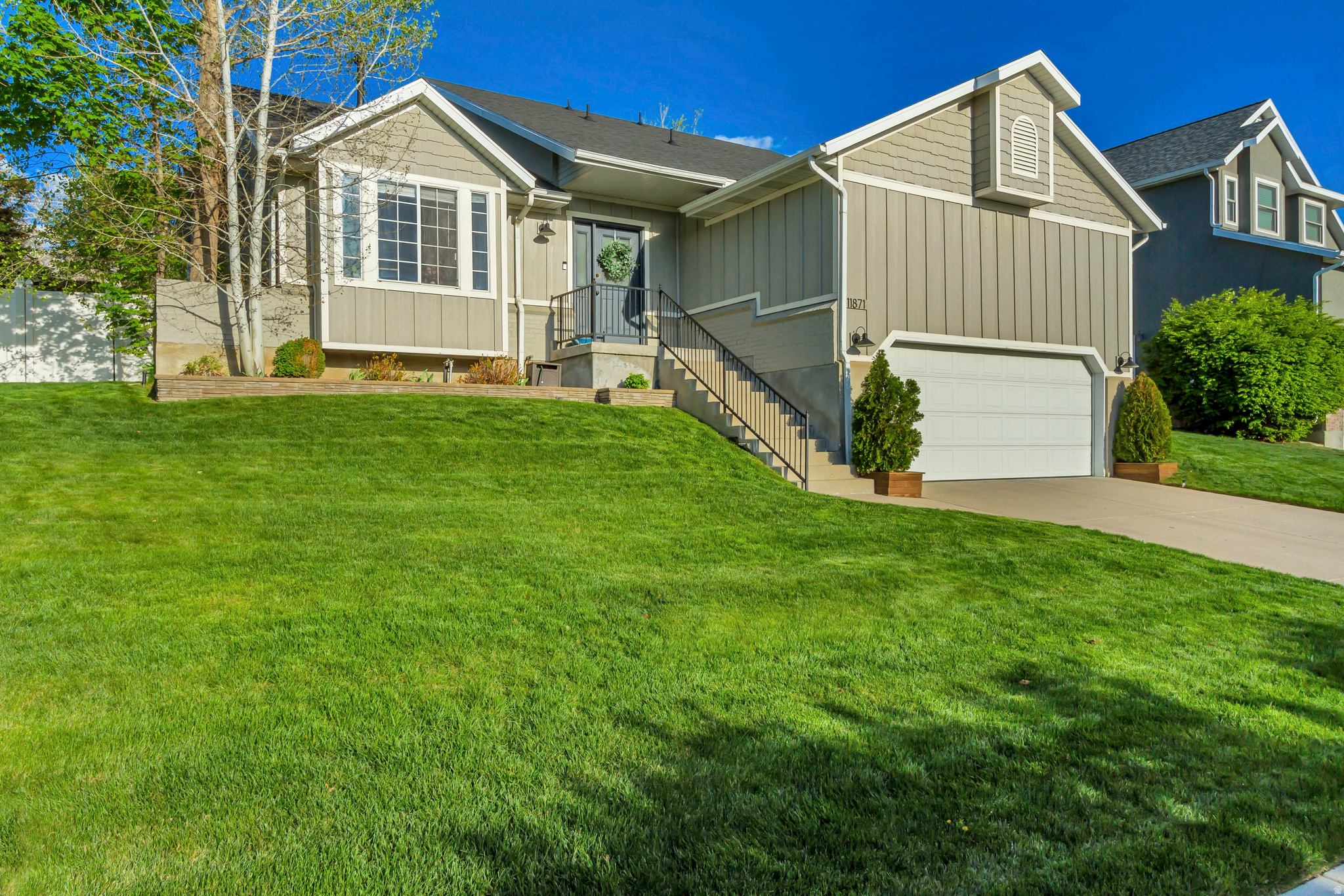 VICTORS POND - Residential