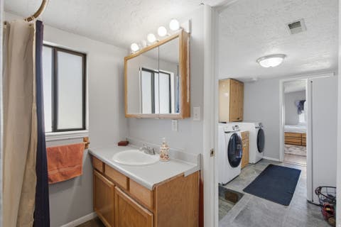 Tiny photo for 189 N 400 W, Payson, UT 84651 (MLS # 2180598)