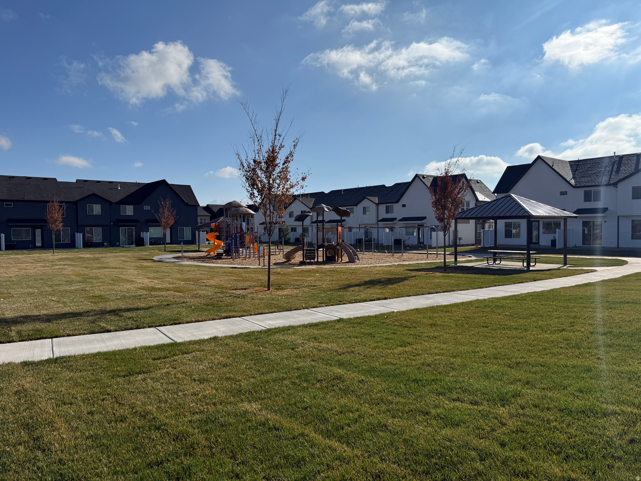 VILLAGES AT GREEN FARM - Residential