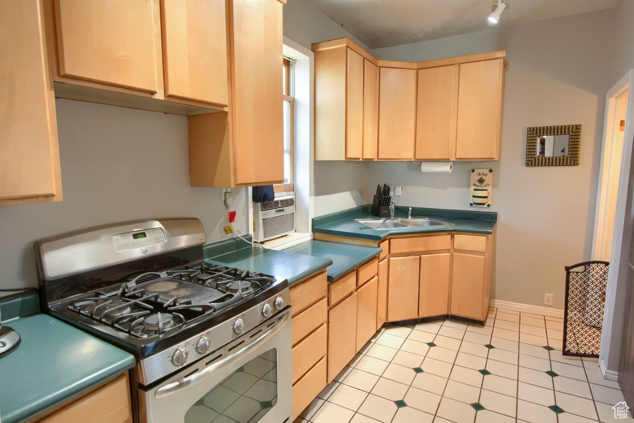 575 N 200, Salt Lake City, Utah image 11