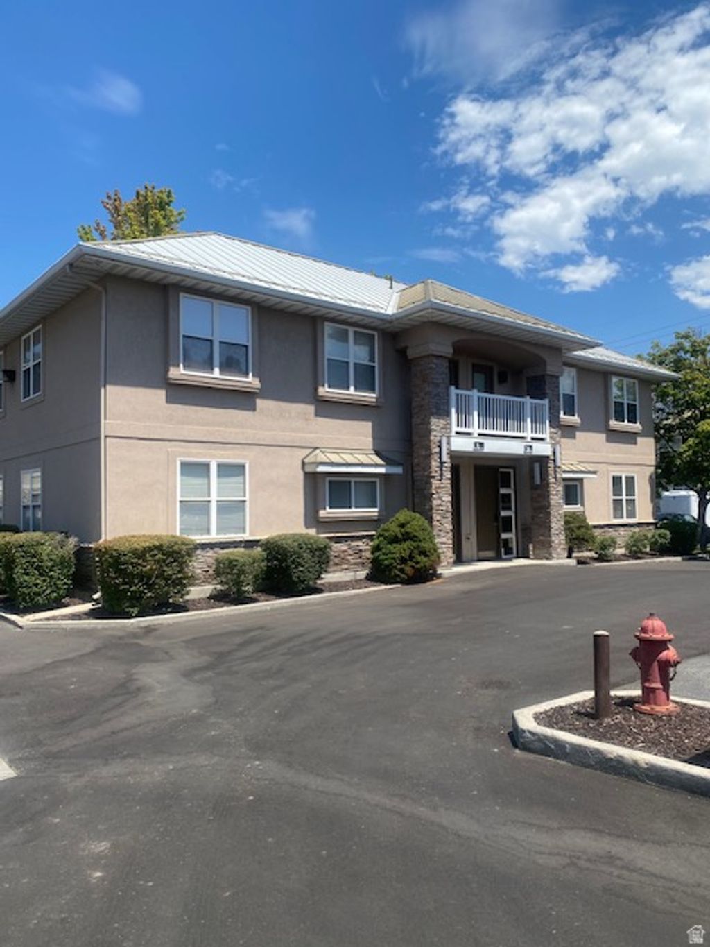 Photo of 6780 S 1300 E #E, Salt Lake City, UT 84121 (MLS # 2173082)